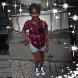 Meet your Posher, Phanie